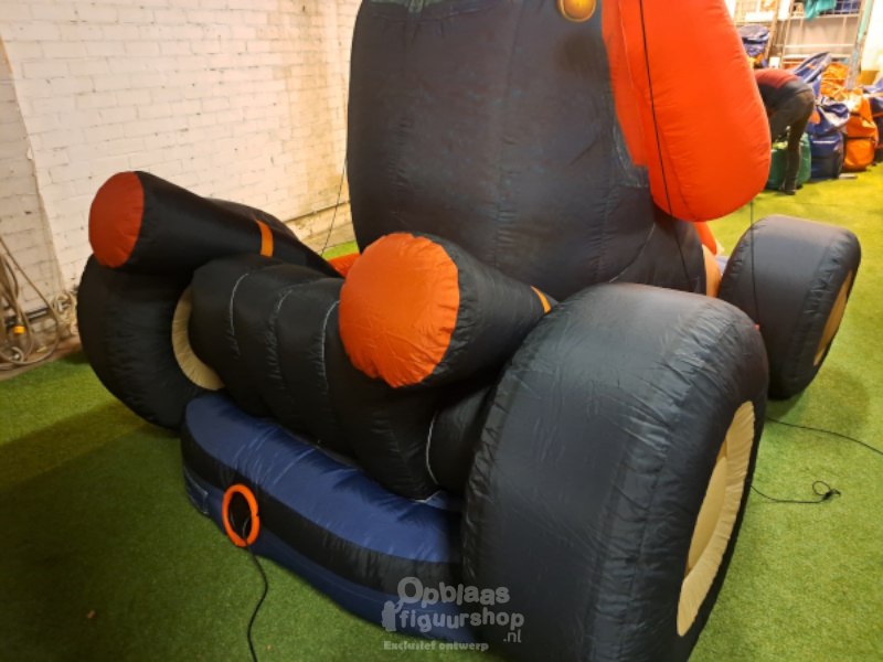 Opblaasbare uitlaat van kart