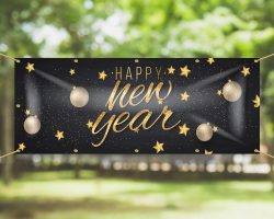 Spandoek Happy New Year met gouden kerstballen